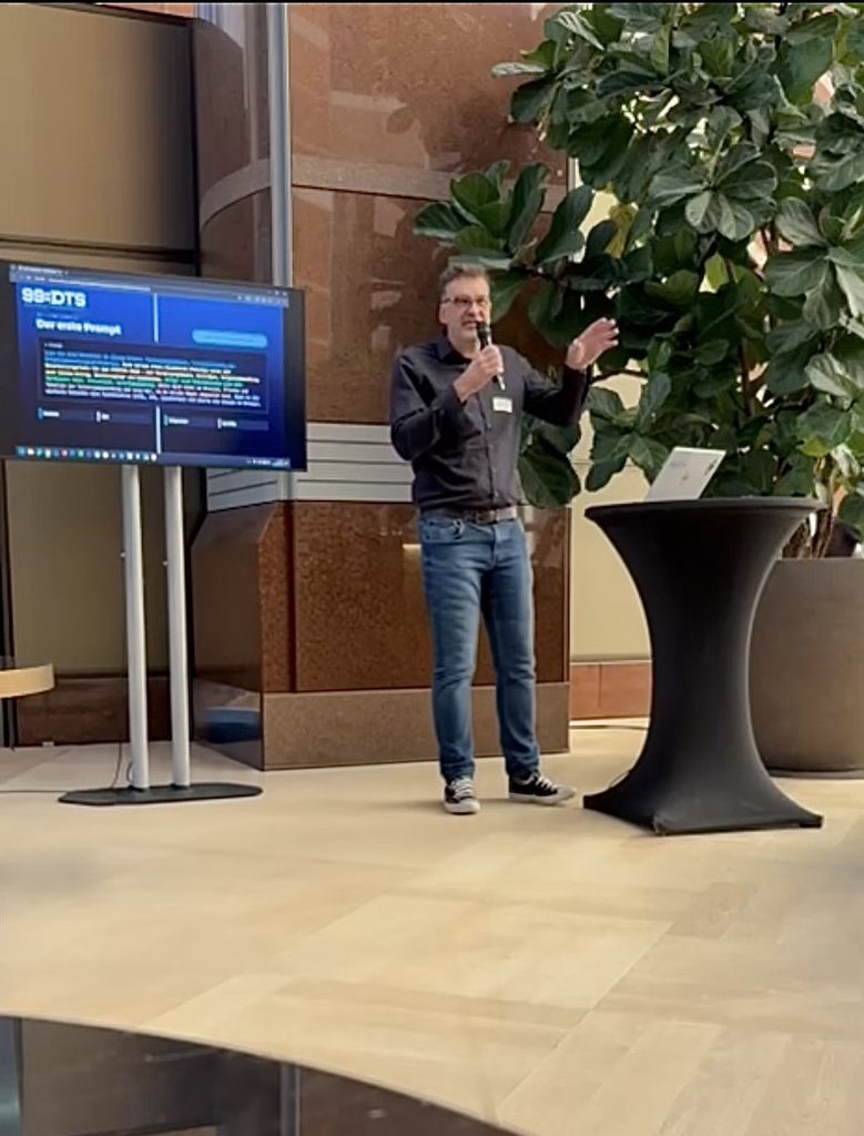 „Stephan Döll zeigt live ein Mitarbeiterportal für die bAV bei AI Pension & Drinks“.